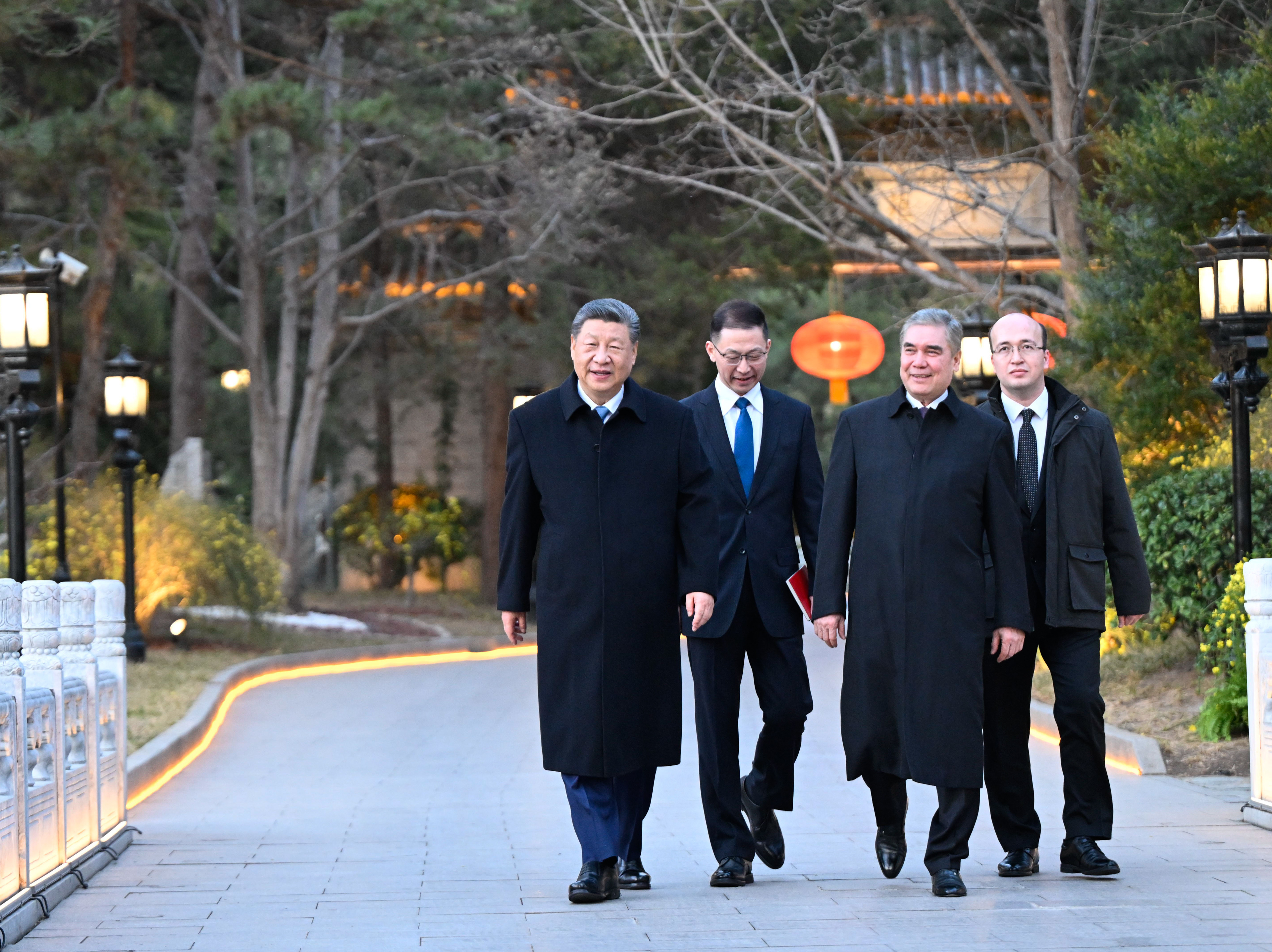 2026年3月18日，國家主席習(xí)近平在北京會見土庫曼斯坦民族領(lǐng)袖、人民委員會主席別爾德穆哈梅多夫。